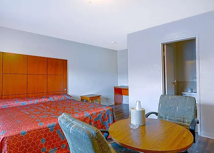 Manor By Oyo Near Oak Brook Chicago Westchester Отель 2*